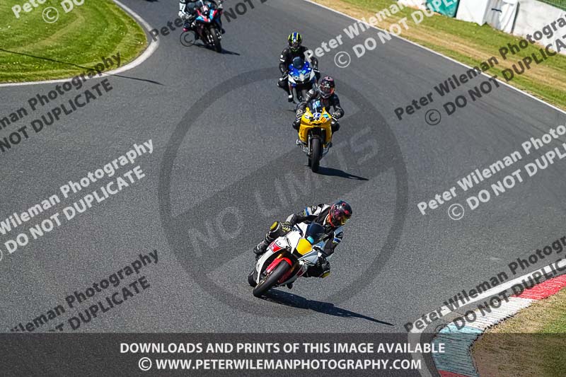 enduro digital images;event digital images;eventdigitalimages;mallory park;mallory park photographs;mallory park trackday;mallory park trackday photographs;no limits trackdays;peter wileman photography;racing digital images;trackday digital images;trackday photos